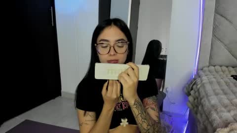 sweetmili133 online show from 20, 3, 2026