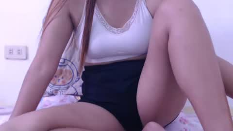 Snapshot of sweetness002 chatting on 13, 10, 2025 NESS online show from 13, 10, 2025