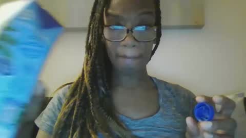 Snapshot of sweetness_cool chatting on 21, 1, 2025 sweetness_cool online show from 21, 1, 2025
