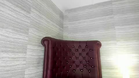Snapshot of sweetness_siren chatting on 19, 4, 2026 siren online show from 19, 4, 2026
