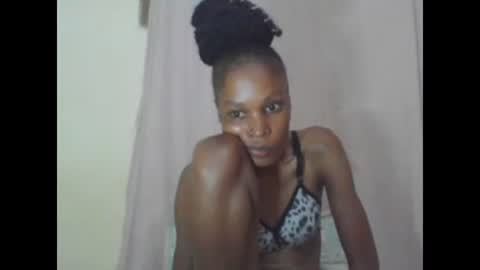 Snapshot of sweetpetite254 chatting on 28, 1, 2025 ESTHER online show from 28, 1, 2025