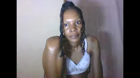 ESTHER online show from 19, 12, 2025