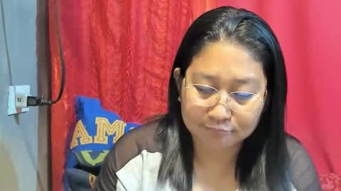MIA online show from 8, 4, 2026