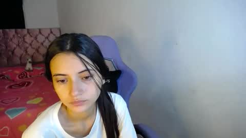 Caro  Lily online show from 25, 10, 2025