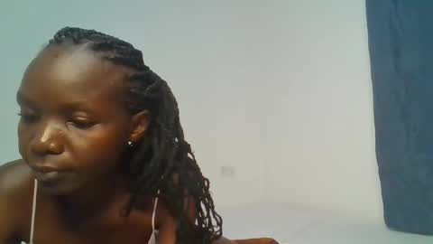 sweetpink_1 online show from 13, 1, 2026