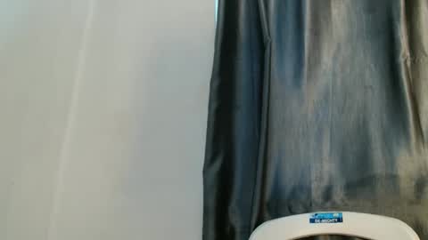 Snapshot of sweetpussy135 chatting on 2, 2, 2026 slim ivy online show from 2, 2, 2026