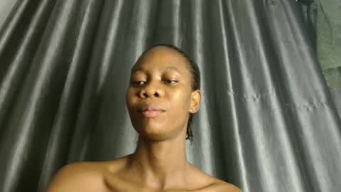 Snapshot of sweetpussy135 chatting on 20, 3, 2026 slim ivy online show from 20, 3, 2026