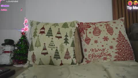 Snapshot of sweetpussyhot_ chatting on 1, 12, 2025 Hello Welcome Im here from WEDNESDAY to SUNDAY 430am to 830am and 3 to 7 timeMONDAY and TUESDAY i rest online show from 1, 12, 2025