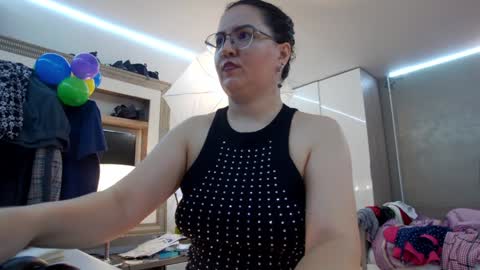 SweetRaisa online show from 30, 12, 2024