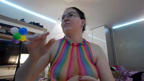 SweetRaisa online show from 22, 1, 2025