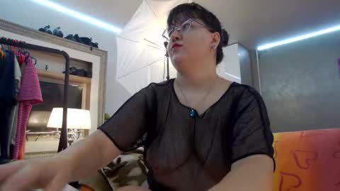 Snapshot of sweetraisa chatting on 28, 9, 2025 SweetRaisa online show from 28, 9, 2025