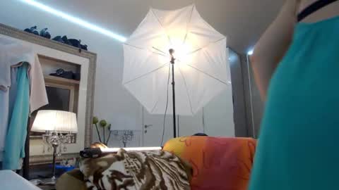 Snapshot of sweetraisa chatting on 2, 10, 2025 SweetRaisa online show from 2, 10, 2025