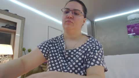 SweetRaisa online show from 29, 4, 2026