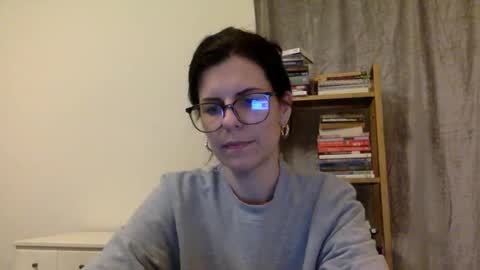 Snapshot of sweetriddance chatting on 18, 12, 2025 sweetriddance online show from 18, 12, 2025