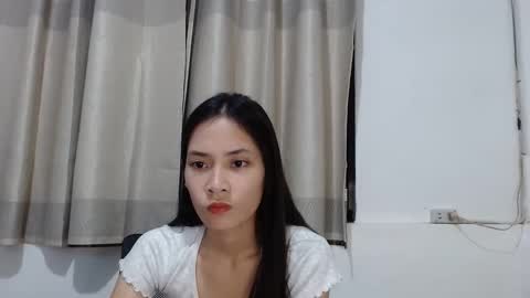 Mia online show from 4, 12, 2024