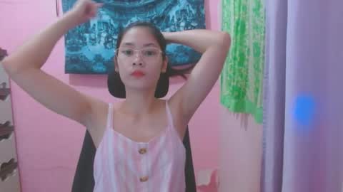 Mia online show from 5, 7, 2026