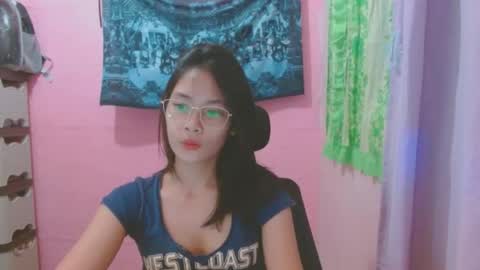 Mia online show from 10, 7, 2026