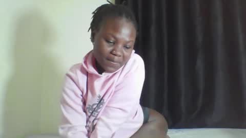 Snapshot of sweetsprincess8 chatting on 4, 10, 2025 sweetsprincess8 online show from 4, 10, 2025