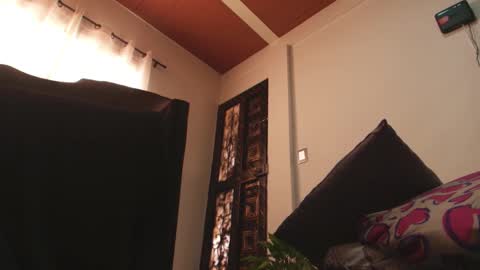 Snapshot of sweett_17 chatting on 31, 10, 2025 dulce online show from 31, 10, 2025