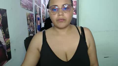 Snapshot of sweett_candy1 chatting on 10, 9, 2025 sweett_candy1 online show from 10, 9, 2025