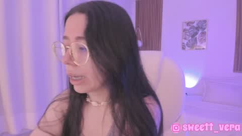 Snapshot of sweett_vera chatting on 19, 12, 2024 Veronicca online show from 19, 12, 2024