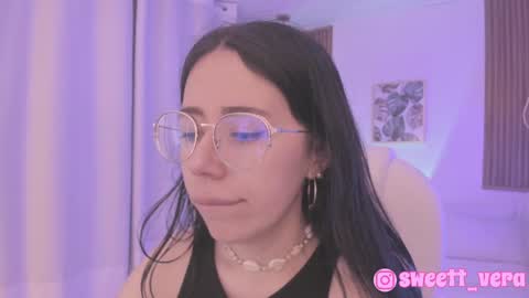 Snapshot of sweett_vera chatting on 23, 12, 2024 Veronicca online show from 23, 12, 2024