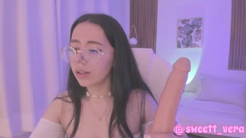 Snapshot of sweett_vera chatting on 27, 12, 2024 Veronicca online show from 27, 12, 2024