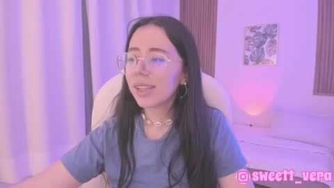 Snapshot of sweett_vera chatting on 14, 1, 2025 Veronicca online show from 14, 1, 2025