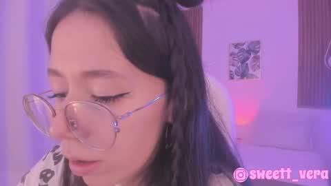 Snapshot of sweett_vera chatting on 13, 2, 2025 Veronicca online show from 13, 2, 2025