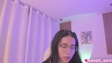 Snapshot of sweett_vera chatting on 18, 2, 2025 Veronicca online show from 18, 2, 2025