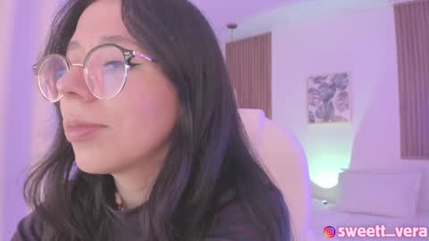 Snapshot of sweett_vera chatting on 28, 2, 2025 Veronicca online show from 28, 2, 2025