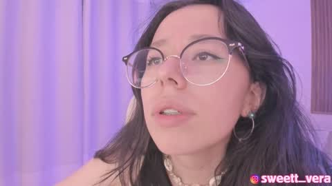 Snapshot of sweett_vera chatting on 1, 3, 2025 Veronicca online show from 1, 3, 2025
