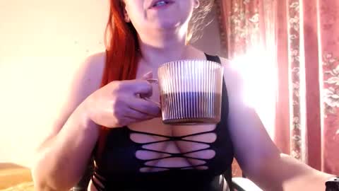 Snapshot of sweettanne chatting on 30, 5, 2026 SweettAnne online show from 30, 5, 2026