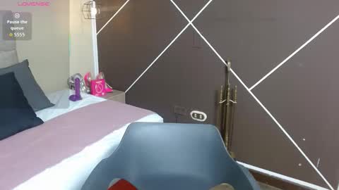 Scarlet online show from 8, 10, 2025