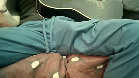 Snapshot of sweetttv chatting on 24, 10, 2025 sweetttv online show from 24, 10, 2025