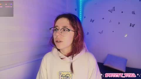 Snapshot of sweettvera_ chatting on 12, 11, 2025 Veronica Independent Model online show from 12, 11, 2025