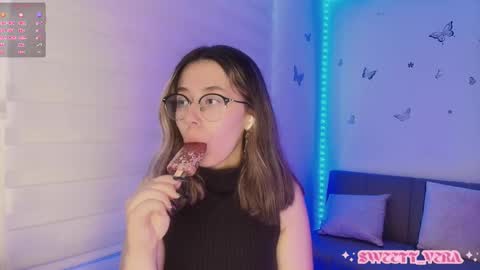 Snapshot of sweettvera_ chatting on 13, 12, 2025 Veronica Independent Model online show from 13, 12, 2025