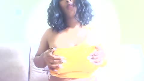 Snapshot of sweetveee chatting on 10, 7, 2026 Vee online show from 10, 7, 2026