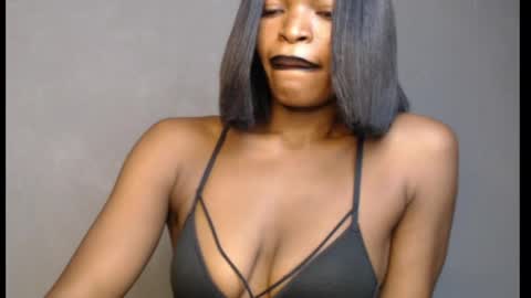 sweetxxboobsx online show from 1, 4, 2026