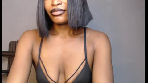 sweetxxboobsx online show from 10, 5, 2026