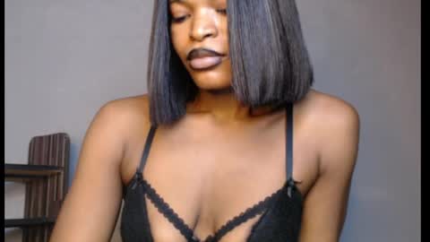 sweetxxboobsx online show from 18, 5, 2026