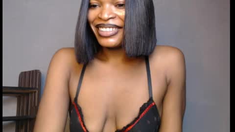 sweetxxboobsx online show from 19, 5, 2026