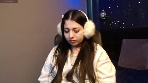 Ashley 3 online show from 4, 3, 2025