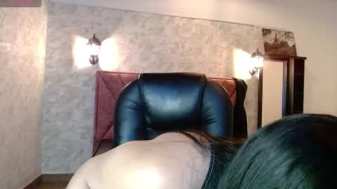 Ashley 3 online show from 20, 9, 2025