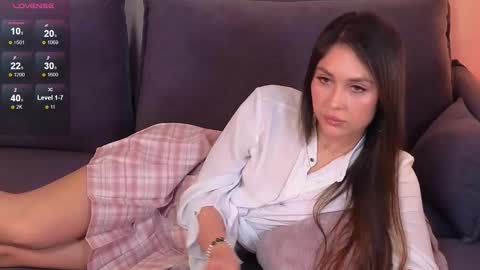 Snapshot of sweety_caroline_ chatting on 24, 10, 2025 Sweety Caroline   I lost my TG write to me here online show from 24, 10, 2025