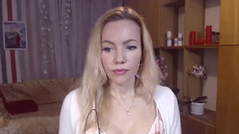 Snapshot of sweety_friend chatting on 11, 12, 2024 Sweety friend online show from 11, 12, 2024