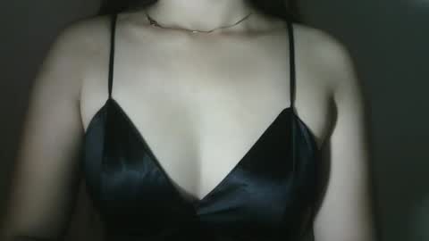 sweety_princess15 online show from 27, 10, 2025