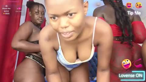 Snapshot of sweety_shawtys chatting on 19, 12, 2024 shawtyshasha online show from 19, 12, 2024