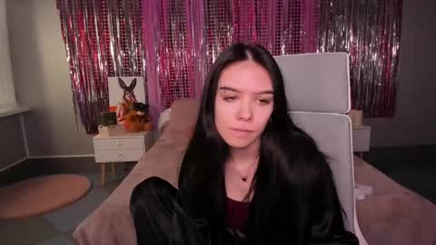 sweetydeviliya online show from 3, 3, 2025