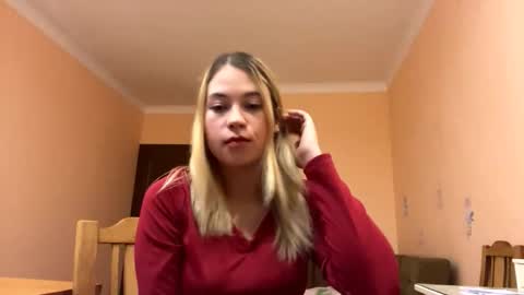 Snapshot of sweetylolye chatting on 20, 10, 2025 Elizabeth online show from 20, 10, 2025